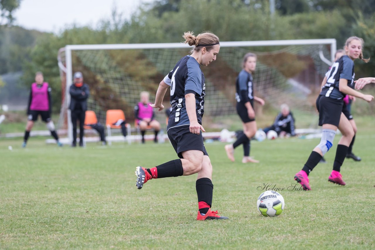 Bild 186 - Frauen Grossenasper SV - SV Steinhorst/Labenz : Ergebnis: 1:3